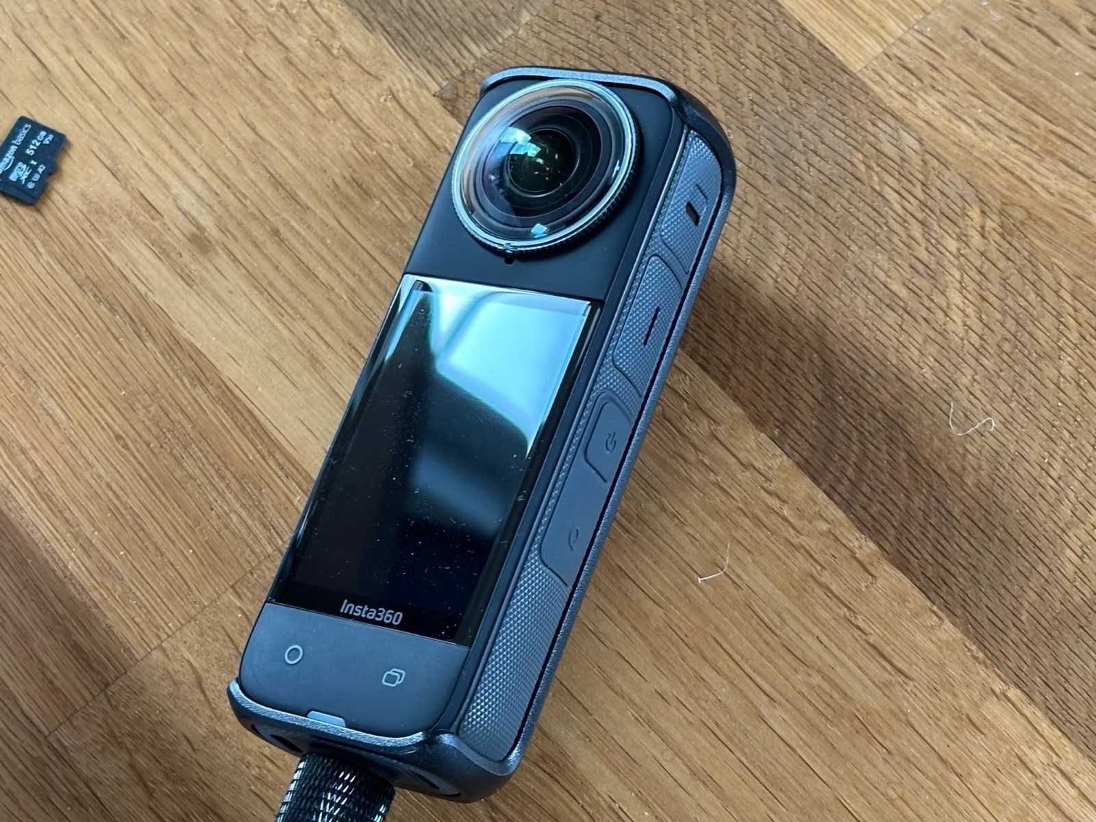 Insta360 X4 8K  z Statywem i 512GB Karta