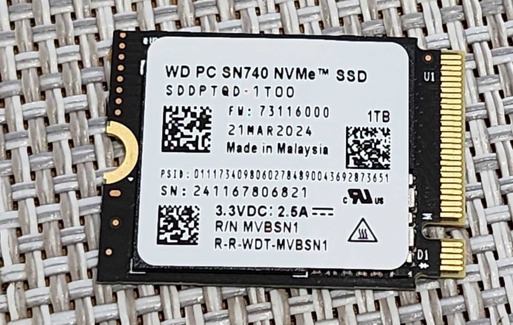 SSD NVMe 1ТБ 1024GB WD SN740 NEW Surface Pro 8 X Laptop Steam PCIe 4