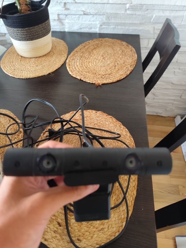 Zestaw vr do PS4+2x move+gra