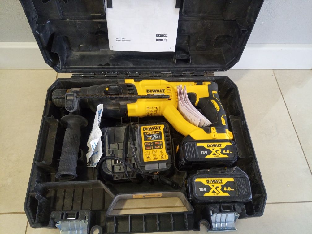 DeWalt dch 133 2x Aku  młotowiertarka stan idealny