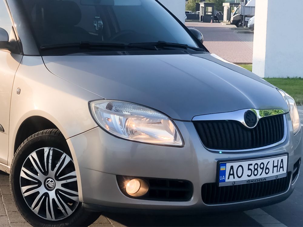 Skoda Fabia 1,4 MPI Бензин
