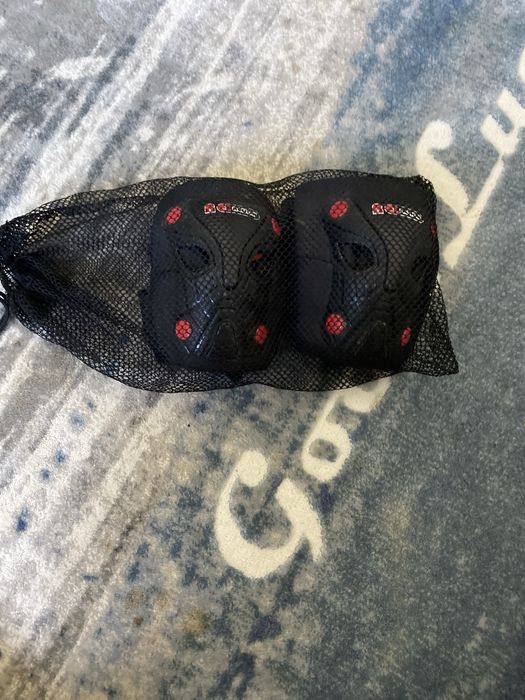 Дичячі Налокотьники