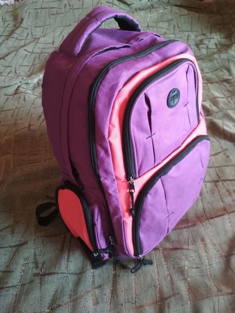 Портфель у школу для дівчинки, рюкзак спортивний жіночий для тренувань