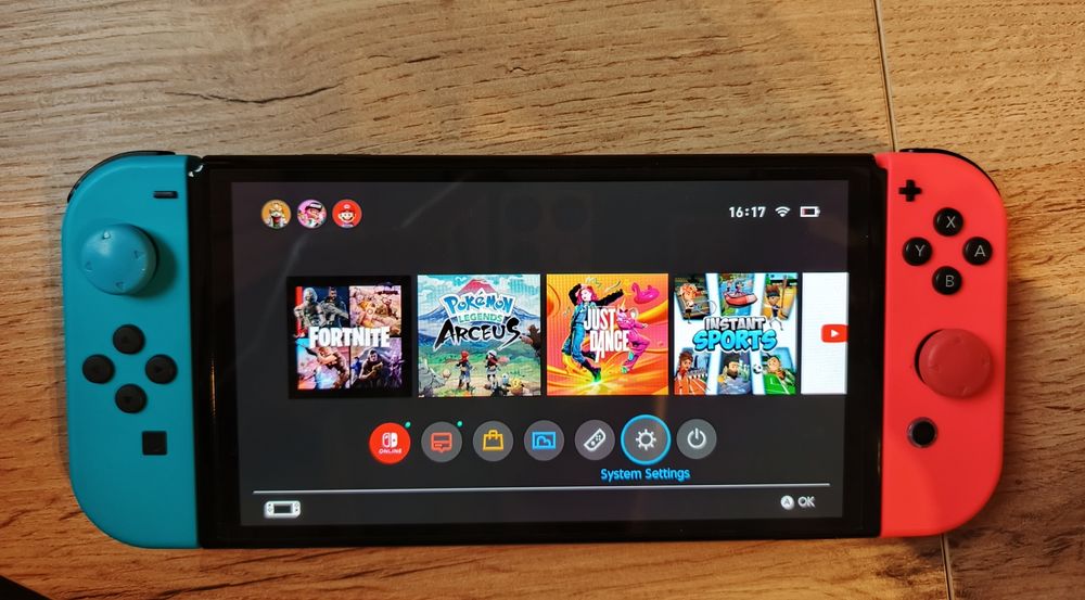Nintendo Switch Oled + akcesoria
