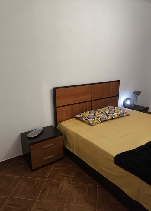 Alugo quarto - Vale da Amoreira