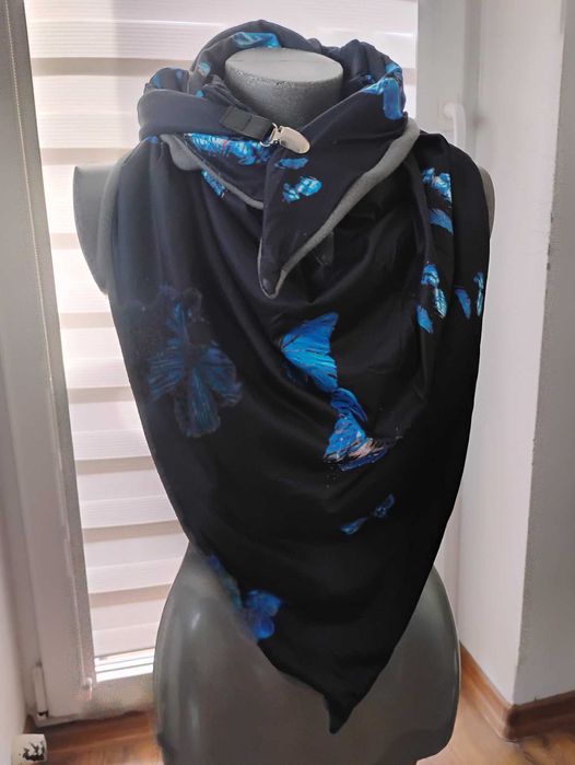 Szalik z nadrukiem motyle