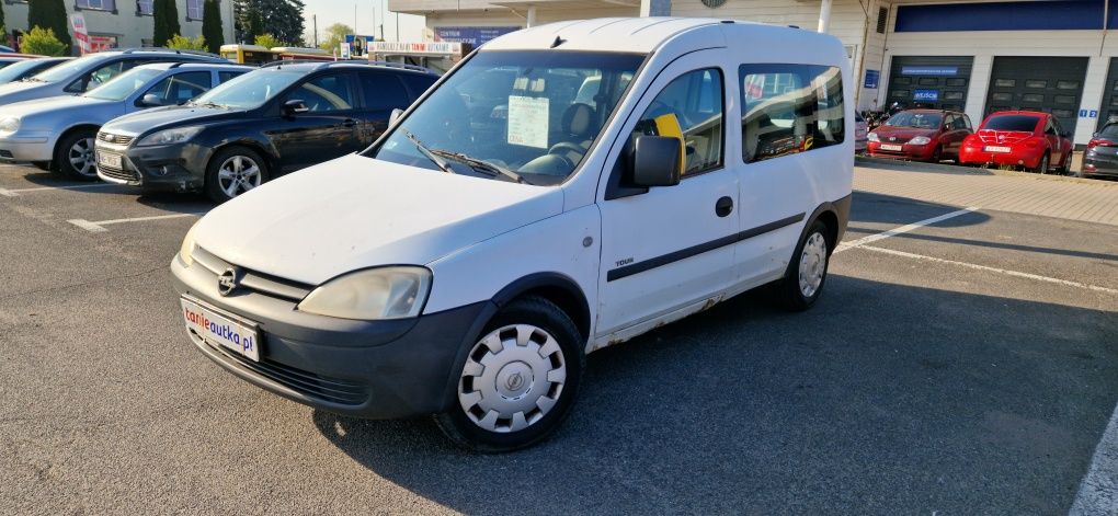 Opel Combo 1.3 Diesel//2009-Rok//Klimatyzacja//