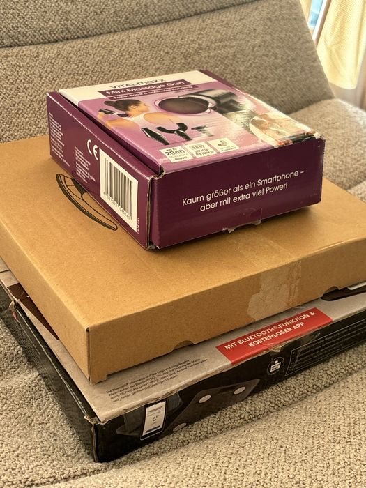 Pistolet do masażu, masażer do celulitu, waga bluetooth ZESTAW NOWE