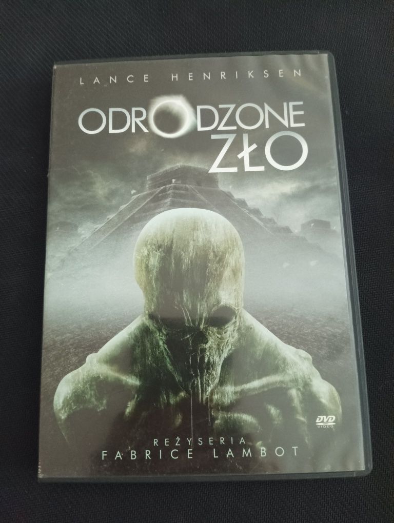 Odrodzone zło DVD