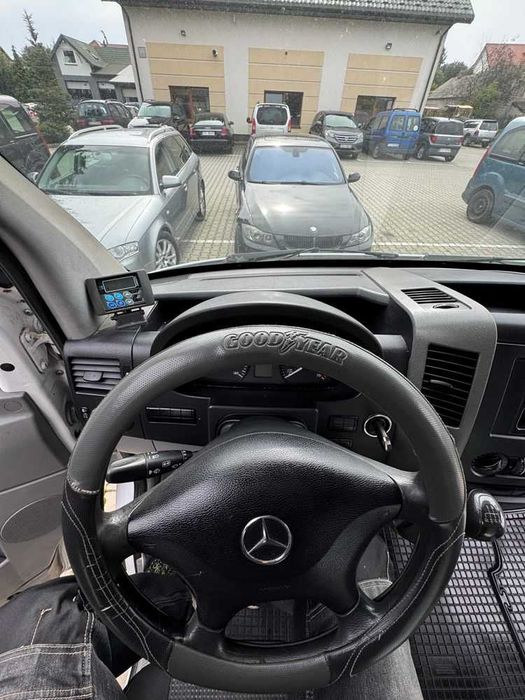 Na sprzedaż Mercedes-Benz Sprinter 2012