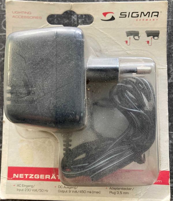Зарядка Адаптер АС 220V / DC 9V   jack 3.5mm