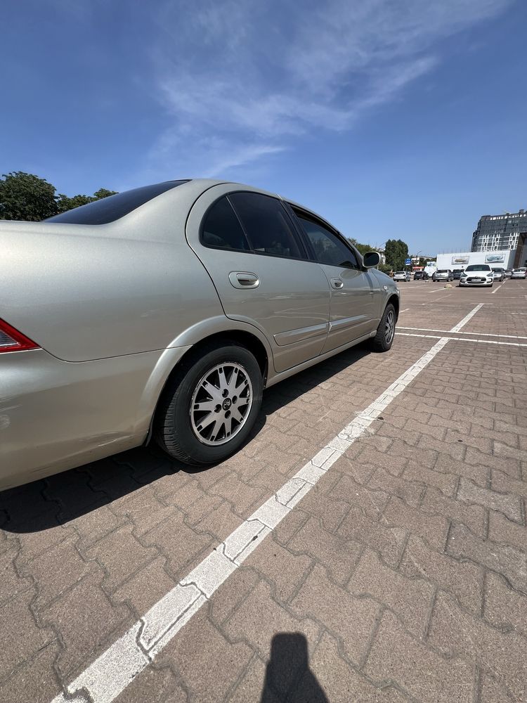 Продам авто Nissan Sunny