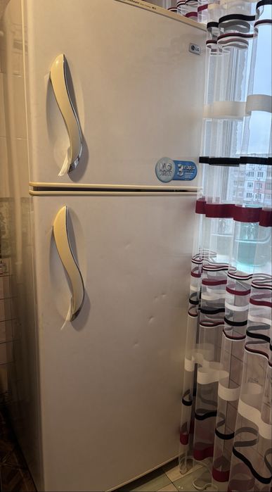 Холодильник LG 2500