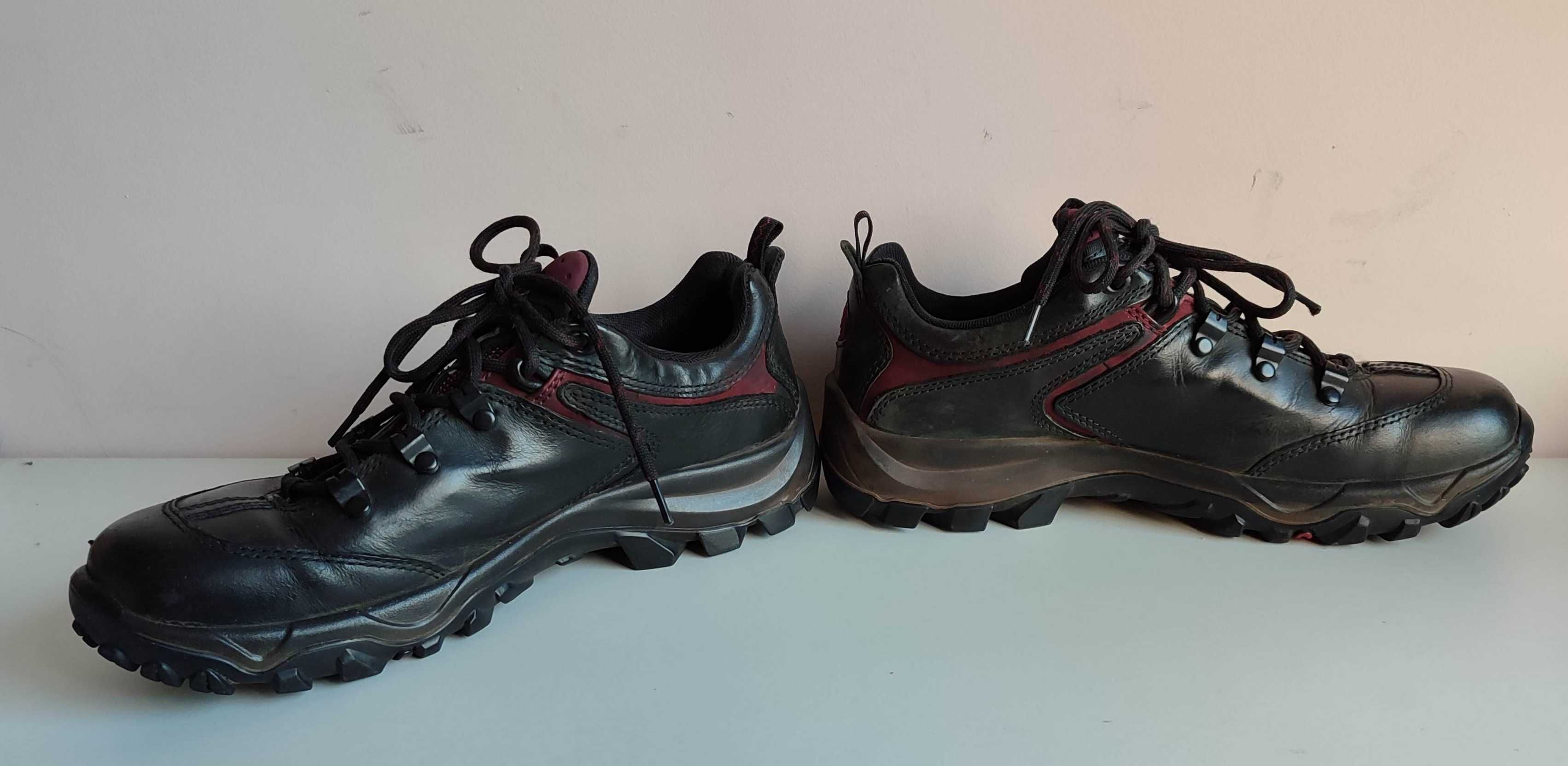 Кросівки Ecco Yak з системою Gore-tex з натуральної шкіри