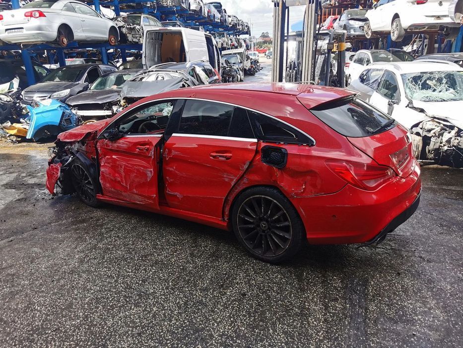 Peças Mercedes CLA Carrinha do ano 2017