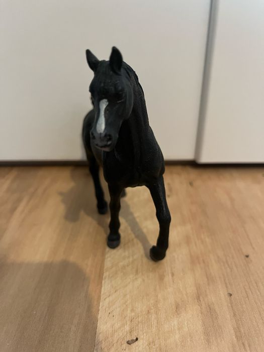Figurka koń schleich