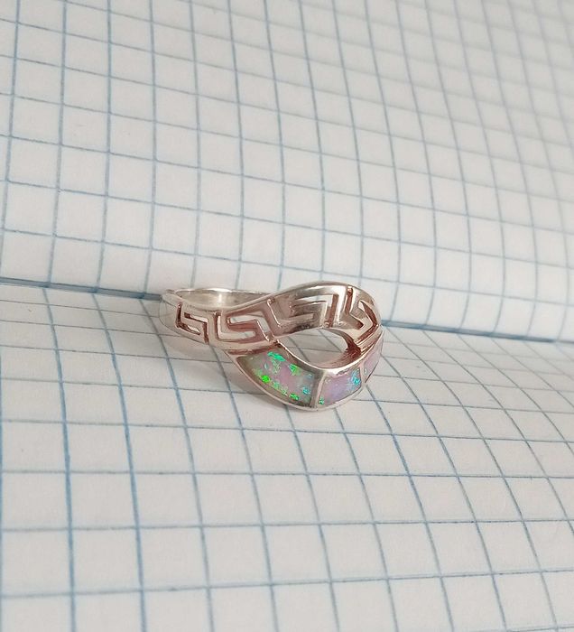 Перстень кольцо срібло 925 проба. Гарні камні. Розмір 19,5. Вінтаж