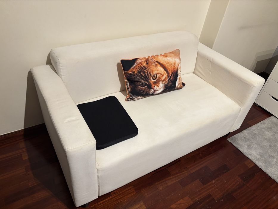 Sofa de dois lugares em bom estado do IKEA