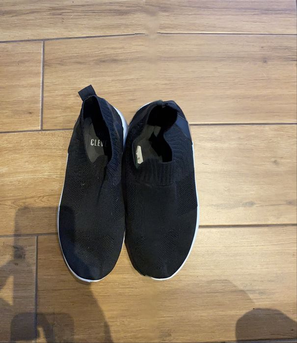 Damskie czarne adidasy nr 41