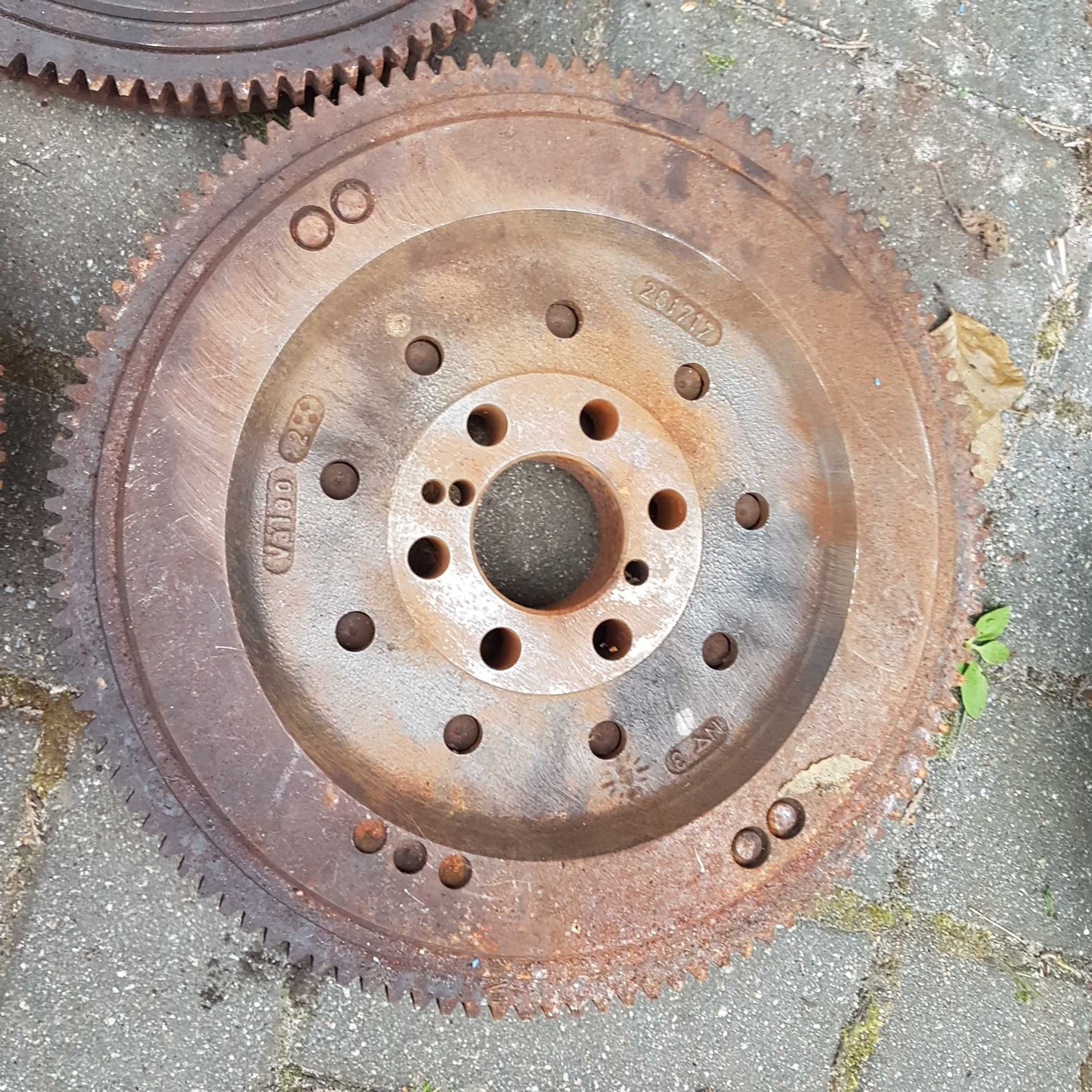 koło zamachowe dwumas 147 156 bravo II stilo grande evo 159 doblo 1.9