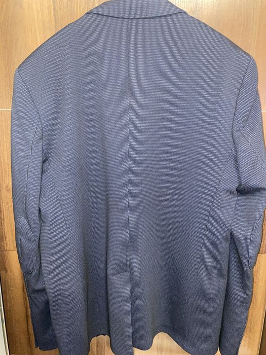 Мужской пиджак,б/у,состояние нового