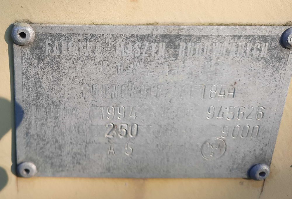 Podnośnik Koszowy BUMAR PMO 184HE