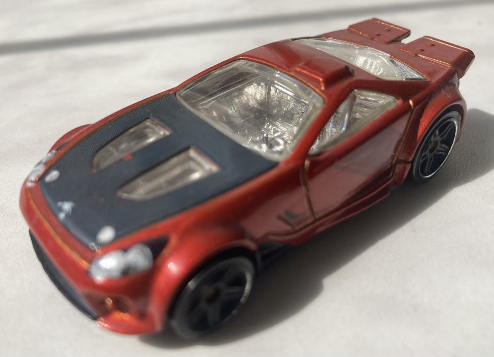 Автомобільні модельки Hot Wheels