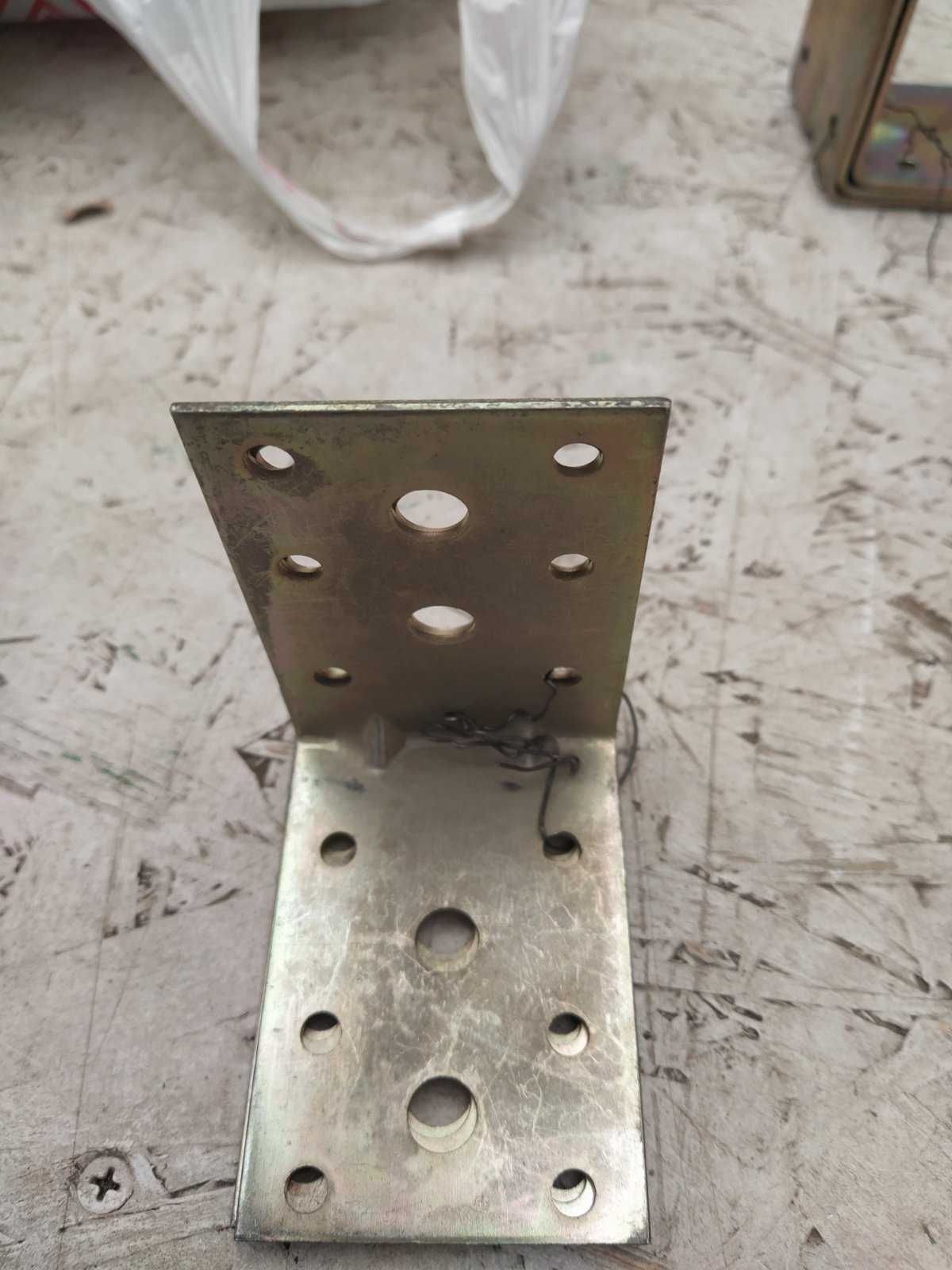 Кутник віконний посилений 8×2,;4,5×2  будівельн: 8×5,5;8×7;6×10;10×6,5