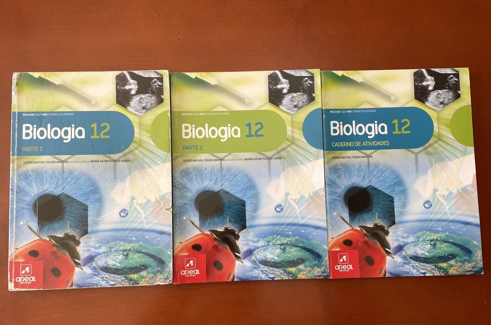 Livros Biologia 12 ano da areal editores