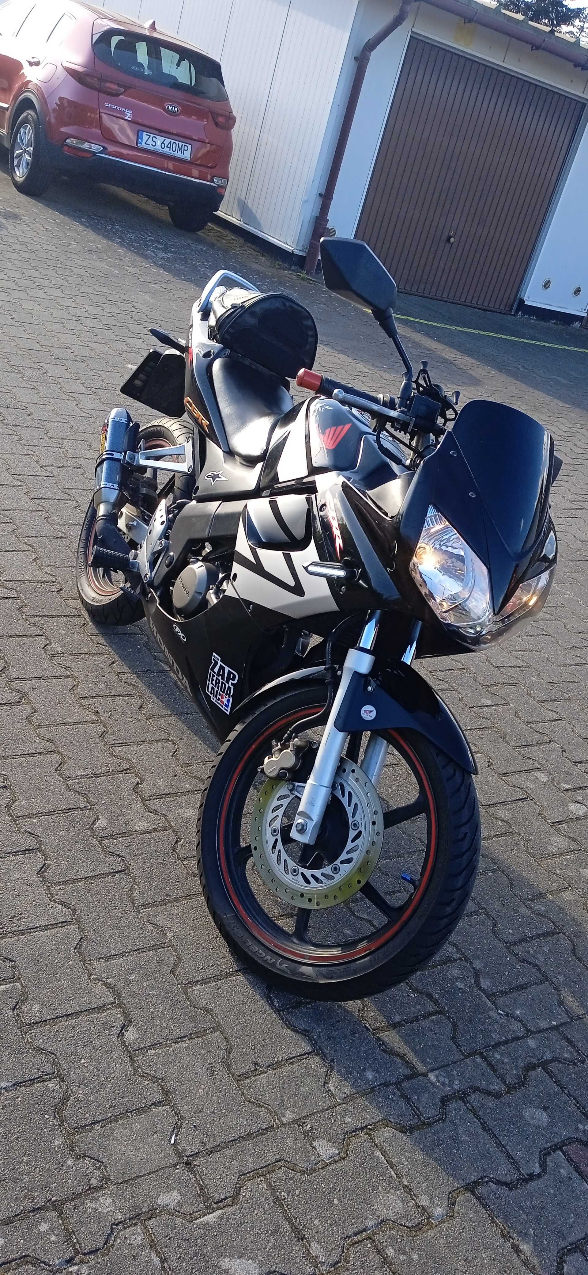 Motocykl Honda CBR 125