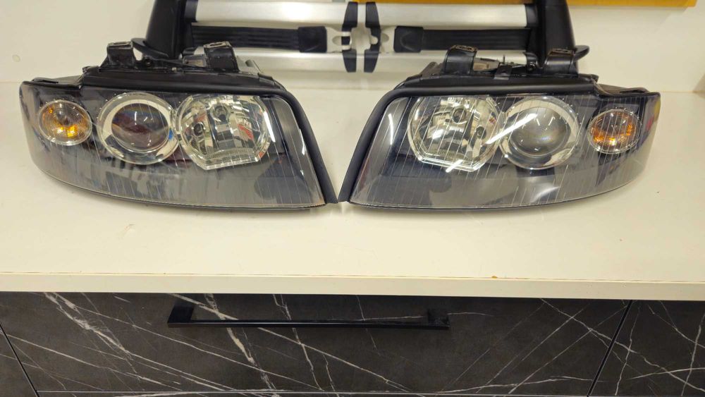 Lampy Bi-xenon Audi