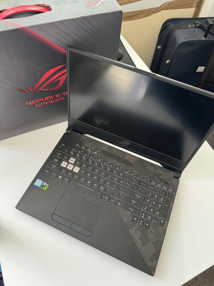 Asus ROG Strix Scar II і7+GTX 1070 8gb