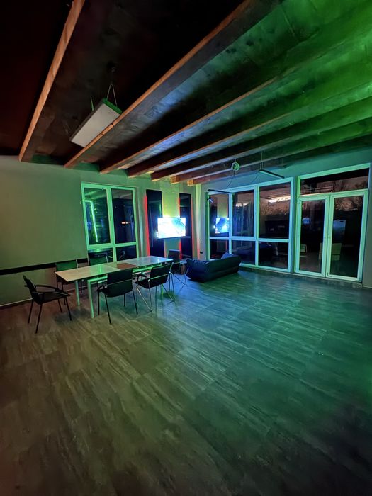 Осокорки сучасний будинок генератор подобово святкування,посуточно дом