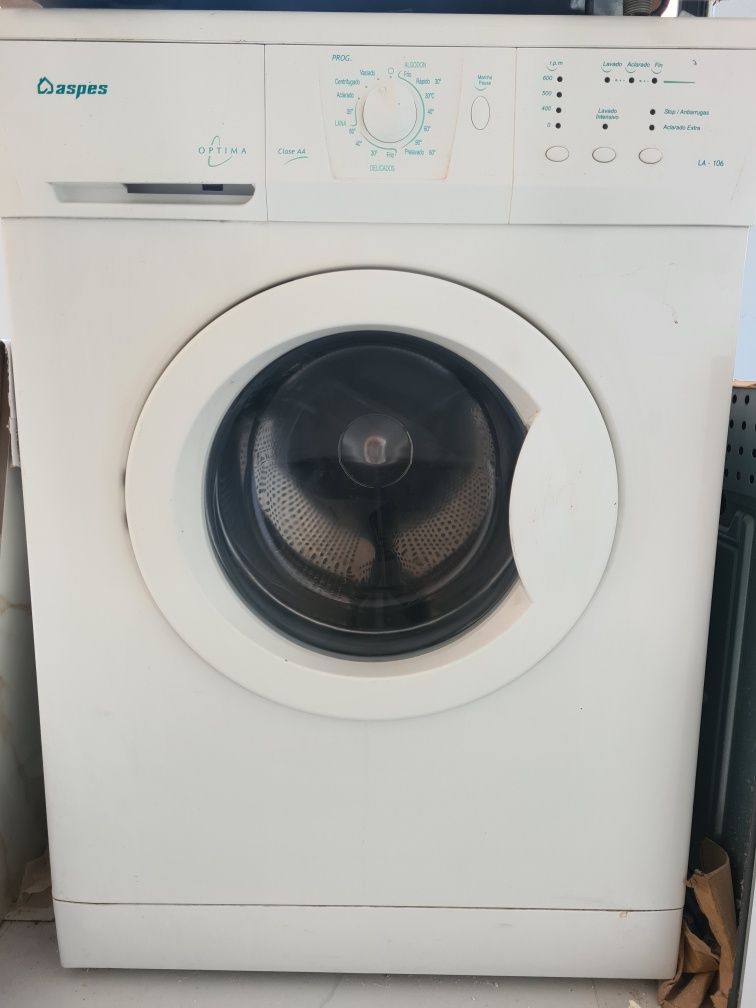 Máquina lavar roupa - Aspes 8kg