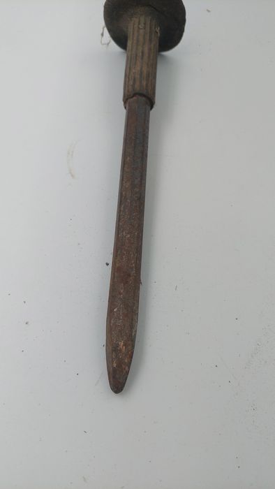 Klin do betonu lub drewna