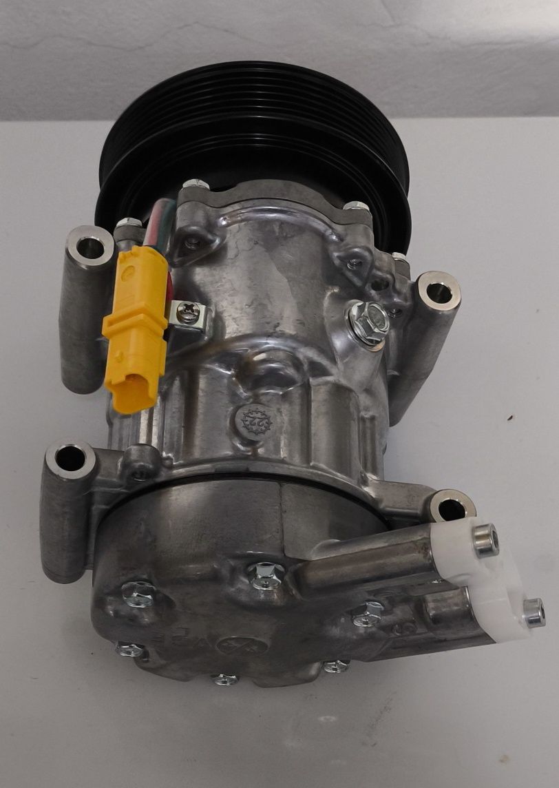 Compressor de ar condicionado Renault Clio lll novo