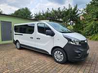 Opel Vivaro Opel vivaro 1,6 długi 9-osobowy