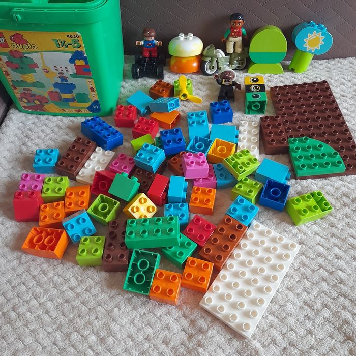Lego duplo оригінал 2 набори + відерце з кубиками