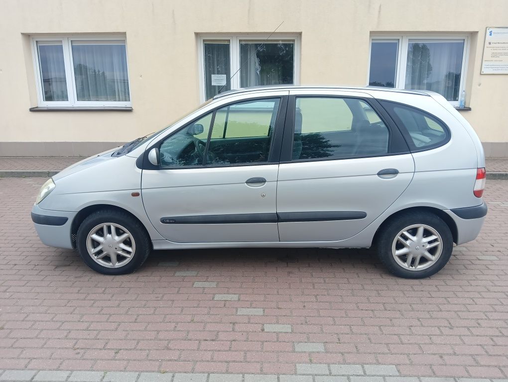 Sprzedam Renault Scenic Lift