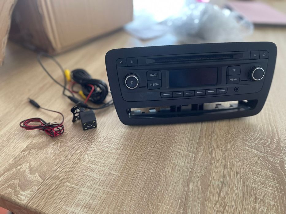 Vendo radio seat Ibiza 6j