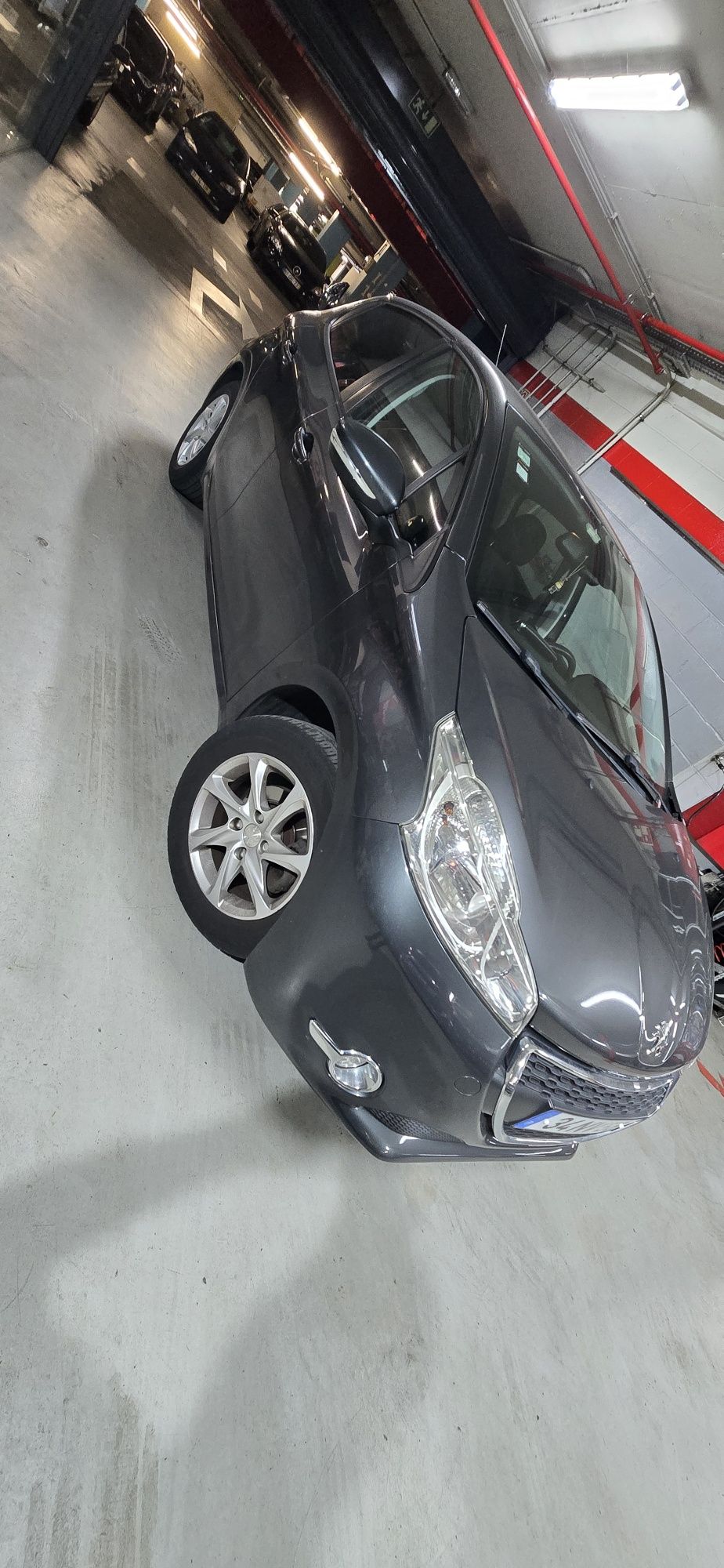 Peugeot 208 1.2 2013 puretech