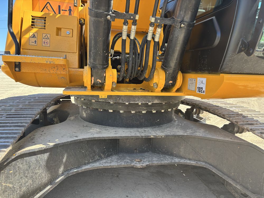 Екскаватор JCB JS240 2011р.в.