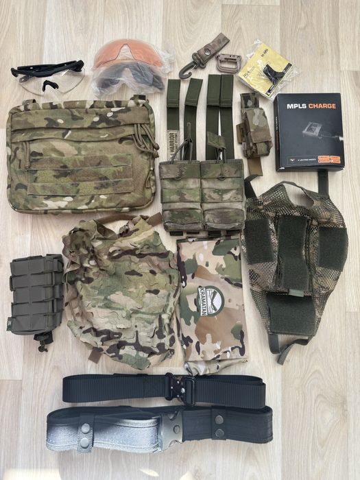 ремінь двоточковий, підсумок магазина, сумка сброса, рукавиці mechanix