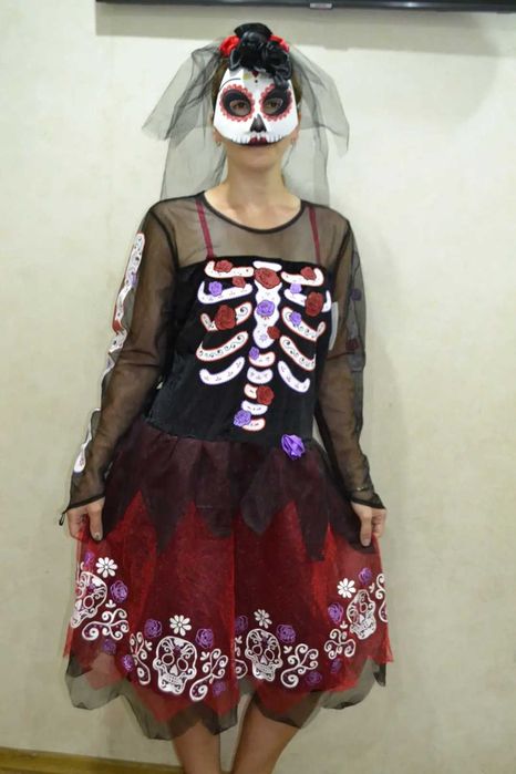 Продам классный карнавальный костюм для праздника хеллоуин