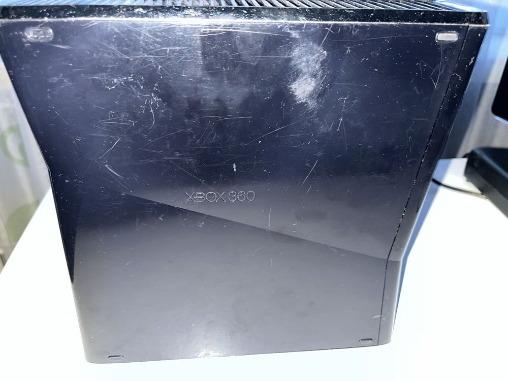 Xbox 360 Slim S RGH 3.0 250Gb