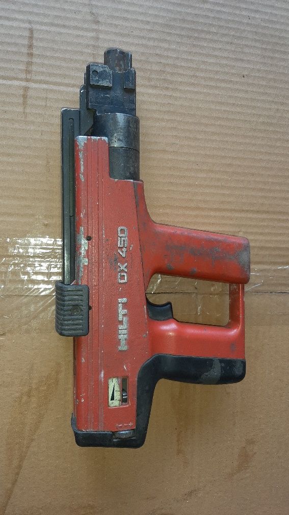 Продам HILTI DX 450