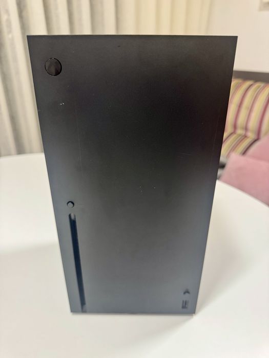 Xbox Series X + 1 Comando (Impecável)