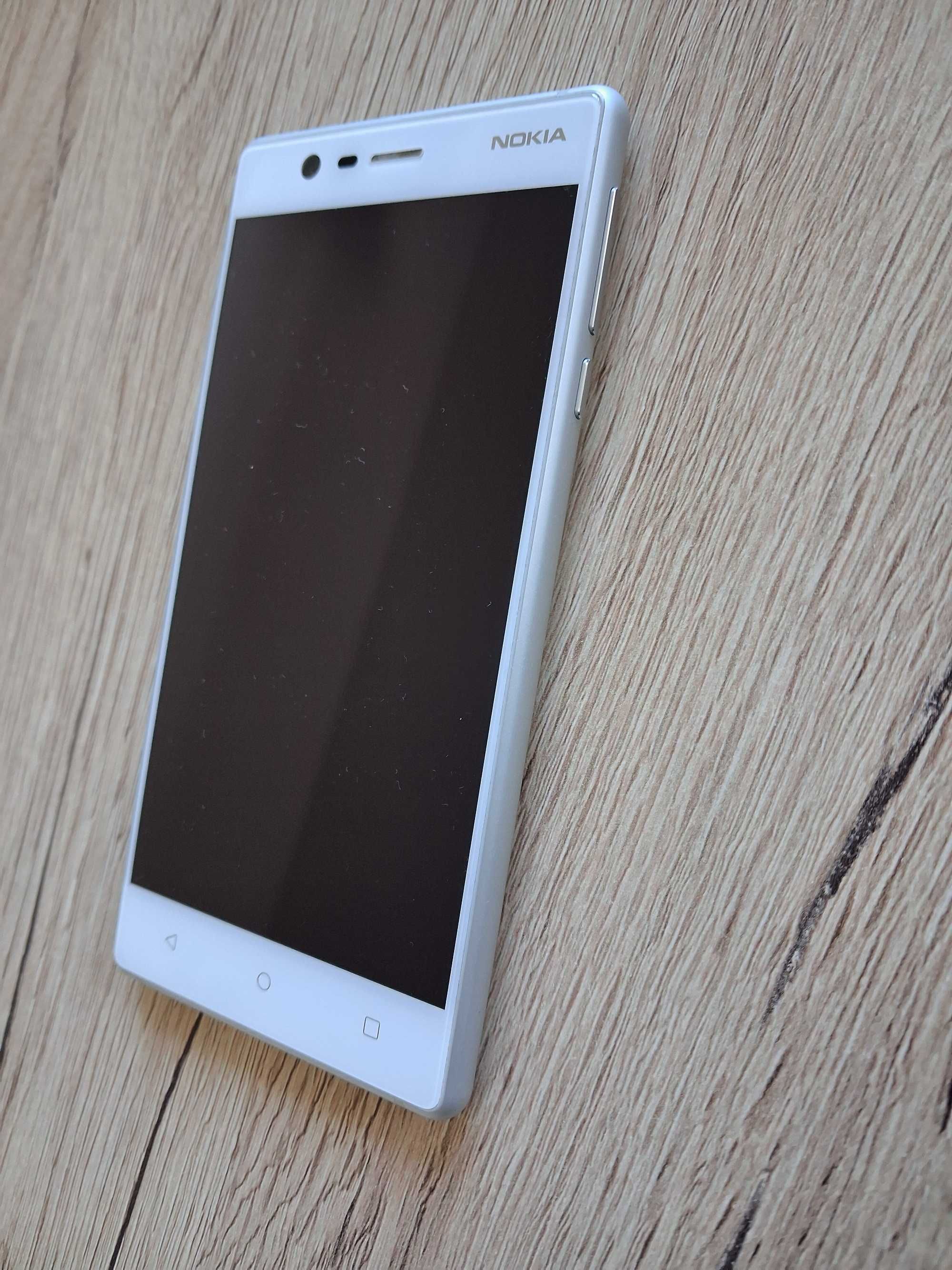 Smartfon Nokia 3 TA-1020 SS LTE (Srebrno-biały)
