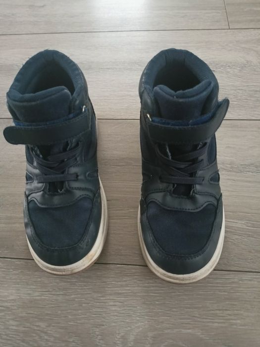 Buty chłopięce przejściowe 32