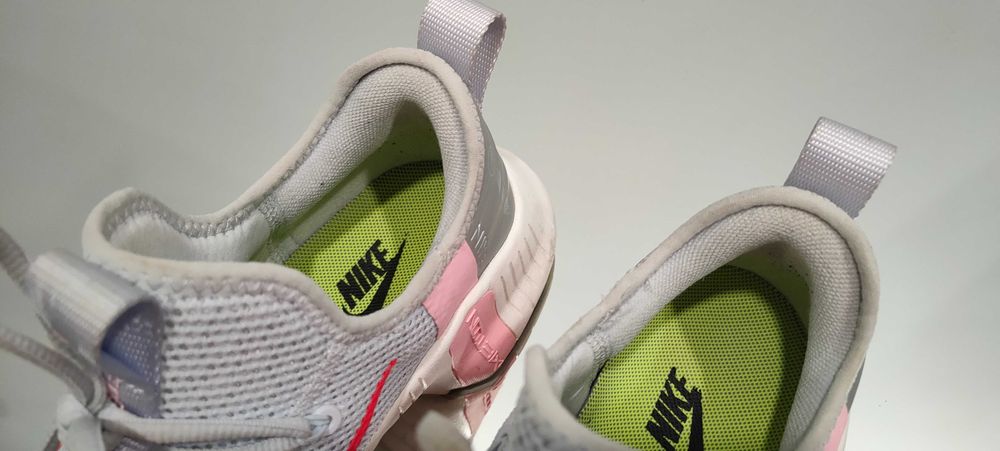 Buty sportowe NIKE FREE  METCON r.43  28 cm